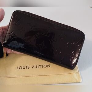 Louis Vuitton Wallet With Dustbag